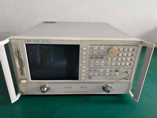 Used Agilent 8722ES S Parameter Vector Network Analyzer VNA 40 GHz