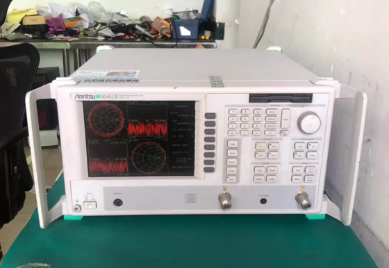 Anritsu MS4622B 10 MHz – 3GHz Vector Network Analyzer VNA