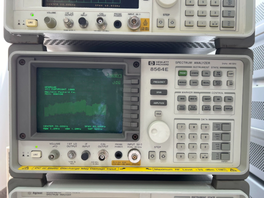 9 kHz–40 GHz Portable RF Spectrum Analyzer HP Agilent 8564E
