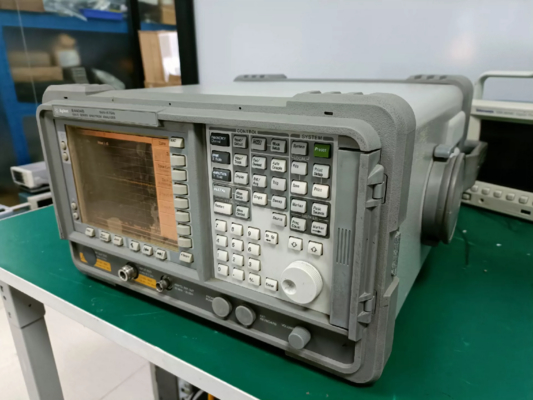 Agilent E4404B 6.7 GHz Portable ESA E Spectrum Analyzer Spectrum Analyzer