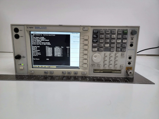 PSA RF Spectrum Analyzer Agilent E4440A  26.5 GHz  80 MHz Bandwidth