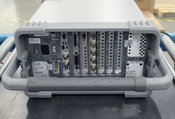 3 GHz EMC Spectrum Analyzer RF Spectrum Analyzer Agilent E7402A