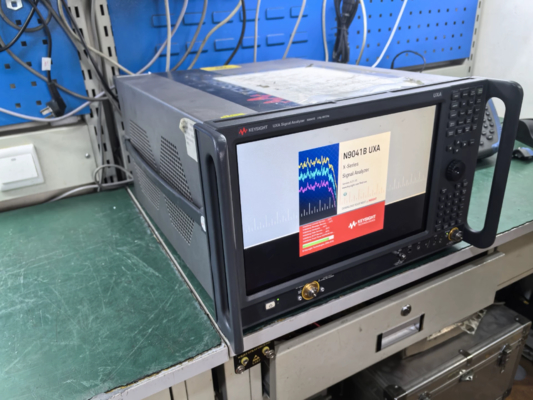 Keysight N9041B UXA Signal Spectrum Analyzer 110 GHz Ultra Wideband Signal Analyzer