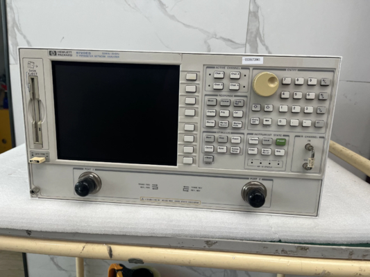 20 GHz  VNA Vector Network Analyzer S Parameters HP Agilent 8720ES