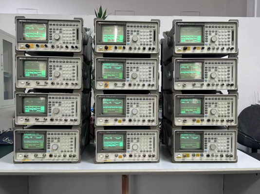 61 lb Used RF Communications Test Set HP Agilent 8920B 1GHz