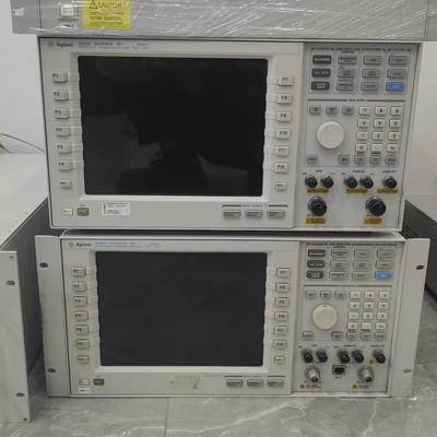 2.7 GHz RF Communications Test Set Multi Standard Wireless Test Set Agilent E5515C 8960