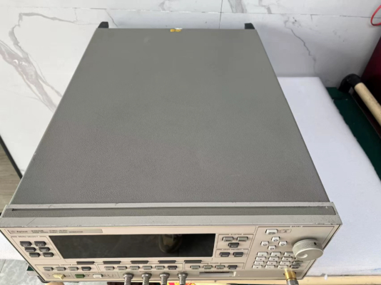10 MHz -40 GHz High Purity Low Cost Rf Signal Generator Agilent 83640B