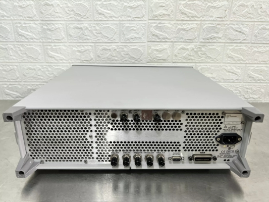RF Signal Generator Agilent E4422B 3 GHz ESG-AP Analog / Vector Signal Generator
