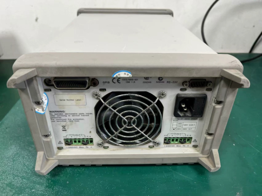 100 W Dual Range Dual Output DC Power Supply Agilent E3649A
