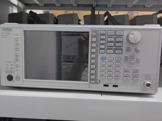 Anritsu MS2830A 13.5 GHz Wideband Used Signal Analyzer 13.5 Kg