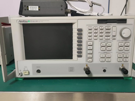 10 MHz–20 GHz Vector Network Analyzer VNA Anritsu MS4624B