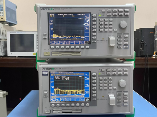 MS9710B Anritsu Optical Spectrum Analyzer 600–1750 Nm OSA 0.07 Nm RBW 70 DB Dynamic Range