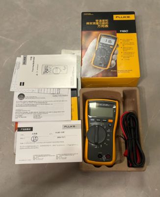 Fluke 116/116C True-RMS HVAC Multimeter, 600V, 6000 Count, Thermometer & Microamps, LoZ, CAT III 600V
